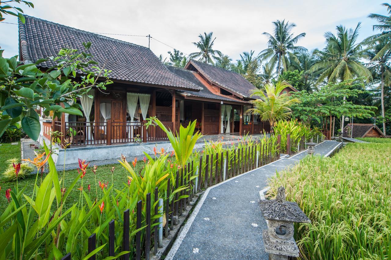 Tirta Padi Villa Ubud エクステリア 写真
