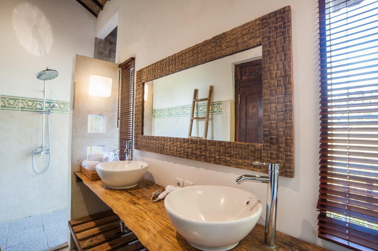 Tirta Padi Villa Ubud エクステリア 写真