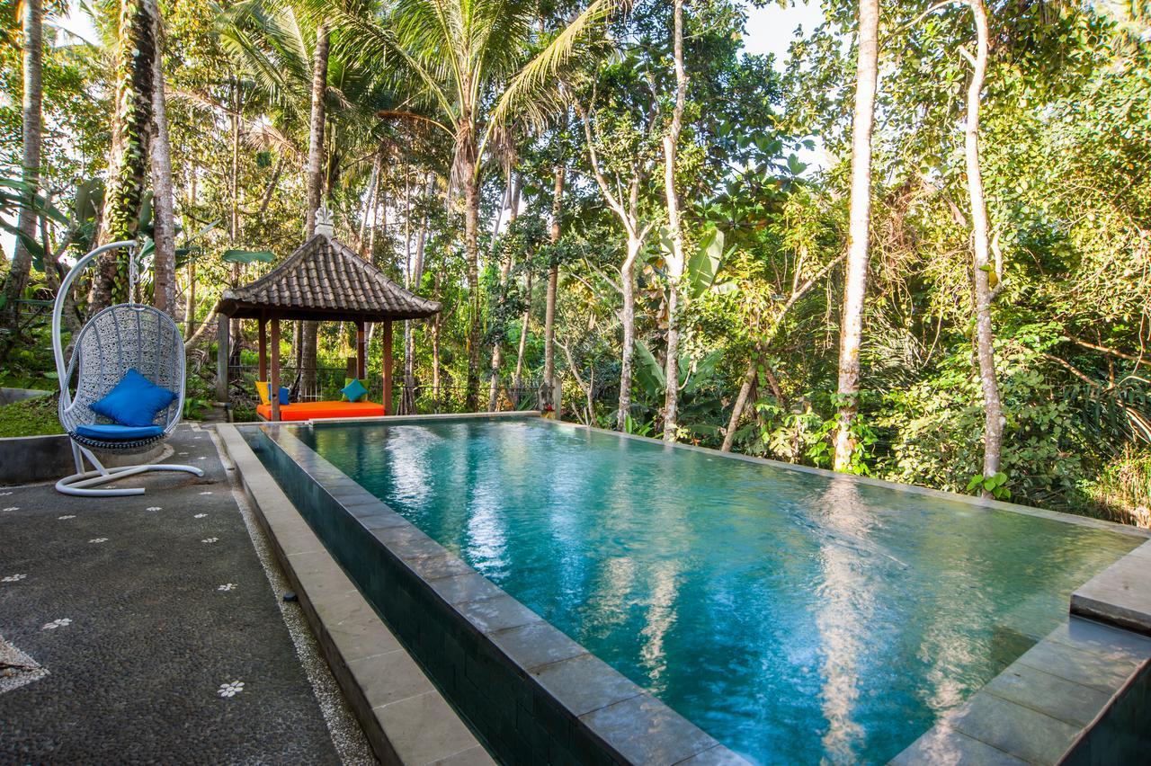 Tirta Padi Villa Ubud エクステリア 写真