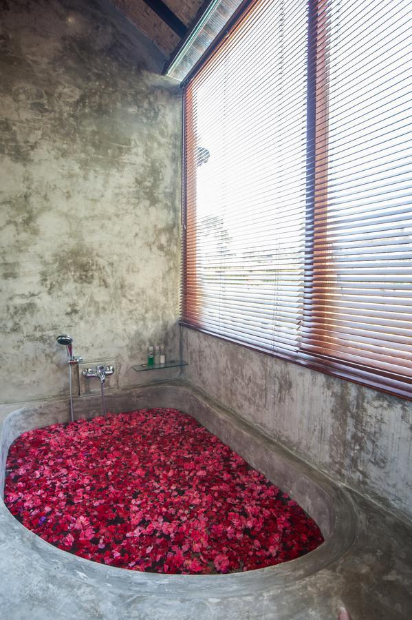 Tirta Padi Villa Ubud エクステリア 写真