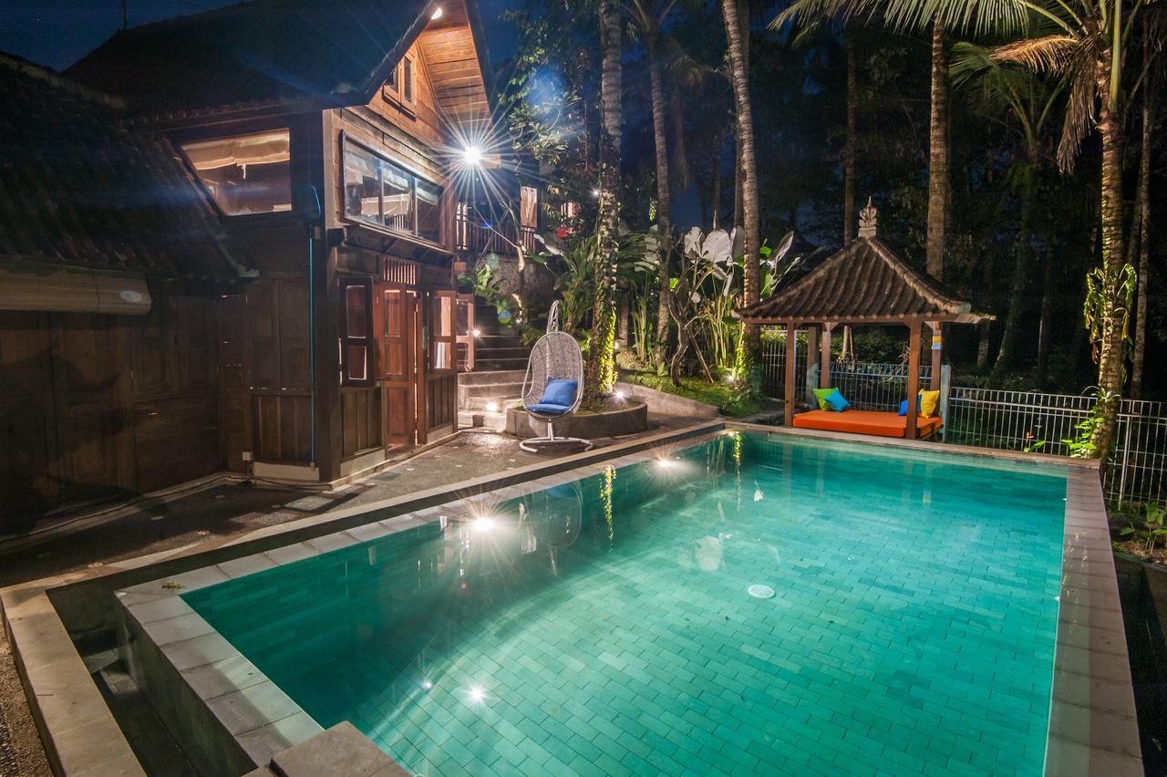 Tirta Padi Villa Ubud エクステリア 写真